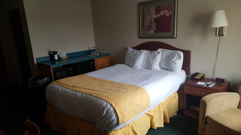 Americas Best Value Inn St. Louis / South Mehlville Esterno foto